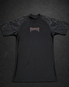 REVENANT™ — CAMISA DE COMPRESIÓN